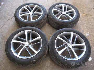 MG EHS Cerchi e Gomme 235/50/18 Estive