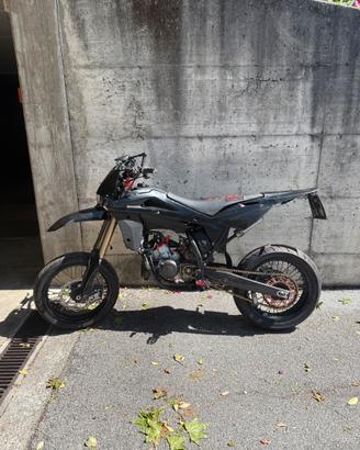 HUSQVARNA SM 125