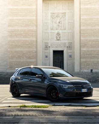 Volkswagen Golf 8 1.5 etsi 150cv DSG