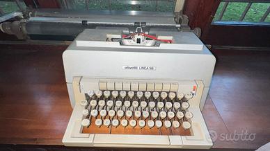 Macchina da Scrivere Olivetti