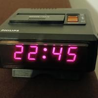 orologio digitale  con  allarme 