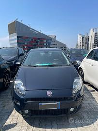 Fiat Punto 1.3 MJT II S&S 95 CV 5 porte Street