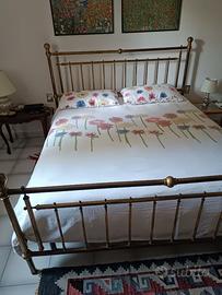 Struttura letto  in ottone