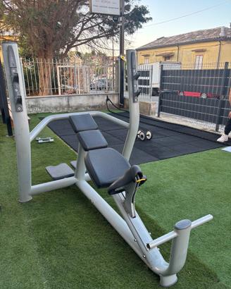 Panca alta olimpionica Technogym