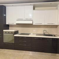 Cucina completa di elettrodomestici