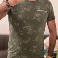T-shirt Abercrombie & Fitch