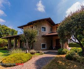 Villa o villino Pinerolo [Cod. rif 3236508VRG]