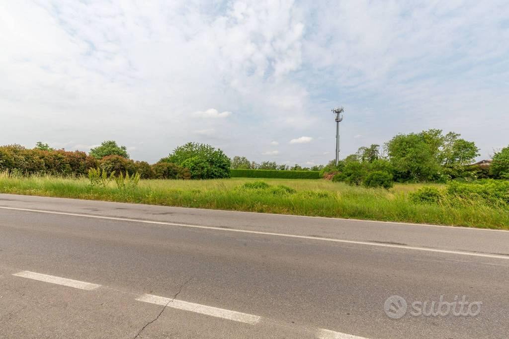 Terreno di 1950 m² a Vaprio d'Adda - Vista 2