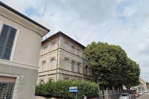 Stanza singola con balcone Saronno libera subito