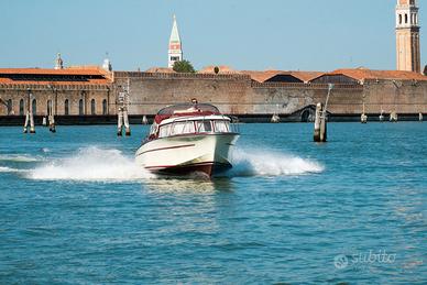 Motoscafo Bora 2B