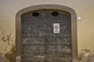 Fondo garage deposito centro storico