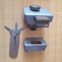 Serratura funzionante x portoncino in legno 