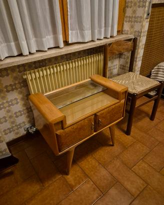 Arredamento camera d'epoca