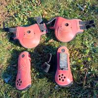 Set completo di stinchiere per equitazione