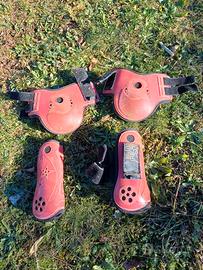 Set completo di stinchiere per equitazione