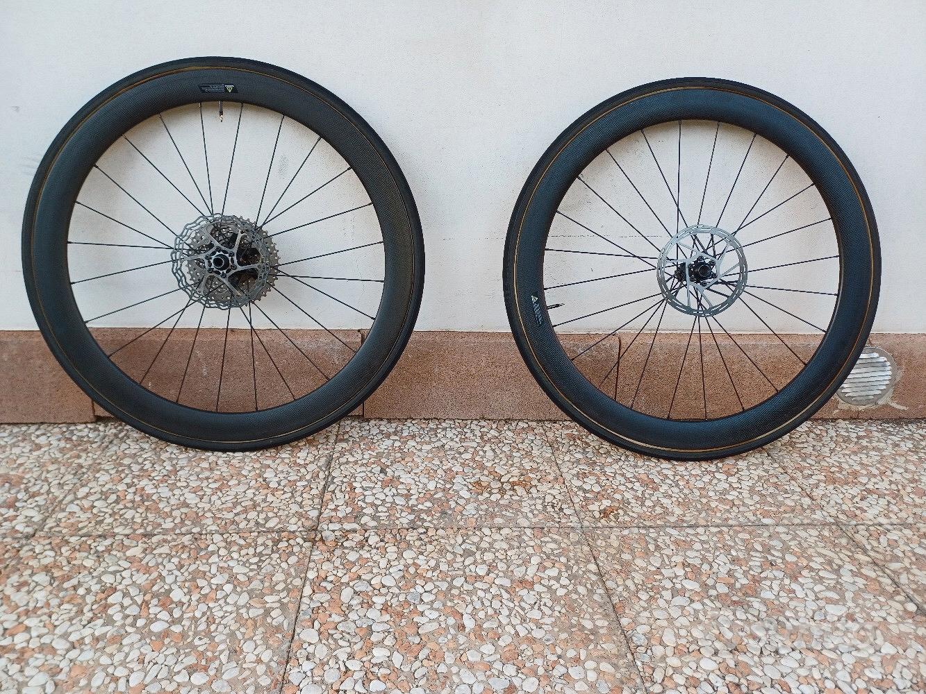 Ruote in Carbonio da corsa Tubolare Biciclette In vendita a Roma