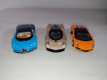 Lotto 3 modellini Welly 1/39 porte apribili 