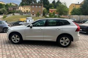 VOLVO XC60 B4 (d) automatico Core