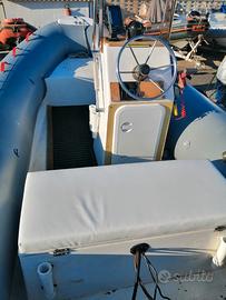 Gommone 470 tubolari nuovi