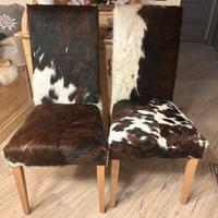 4 sedie con rivestimento in pelle di mucca