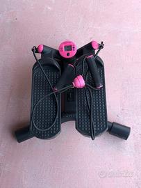 palestra attrezzo per fare ginnastica