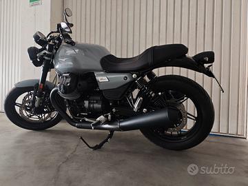 Moto Guzzi v7 sport  850 
