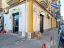 via-pignatelli-locale-commerciale-fronte-strada