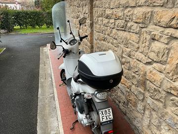 Aprilia Scarabeo 50 - 2017