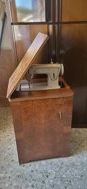 Antica Macchina da cucire Singer