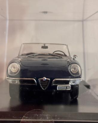 Alfa Romeo Duetto 1600 Coda Lunga (1966) Blu 1/24