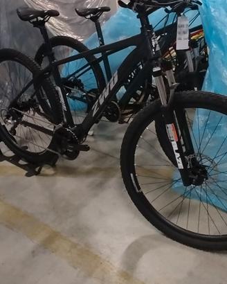 Mountain bike nuova tg M