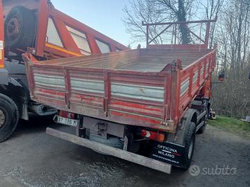 Camion Renault M 180