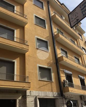 2 LOCALI A COSENZA