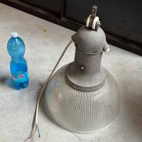 Lampada industriale campana vintage modernariato