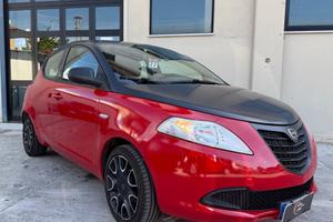 Lancia Ypsilon 1.2 69 CV 5 porte GPL Ecochic Plati