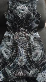 vestito semi aderente 