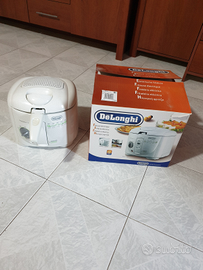 Friggitrice De Longhi 1200 watt - nuova