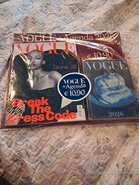Rivista Vogue italia con agenda 2026
