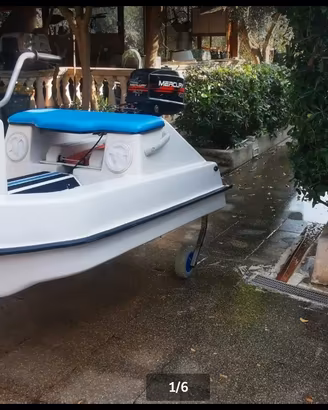 Surmarine tender scooter del mare 