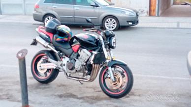 Honda Hornet 919