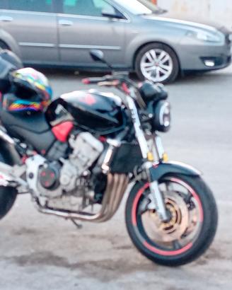 Honda Hornet 919