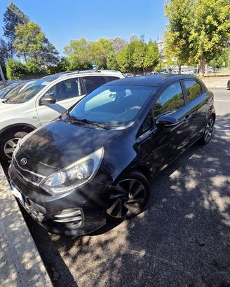 Kia Rio Rio III serie 5p 1.4 crdi high tech stop