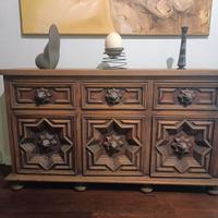 Mobile spagnolo in legno massello anni 70