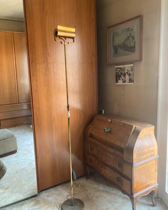 Lampada a stelo in ottone
