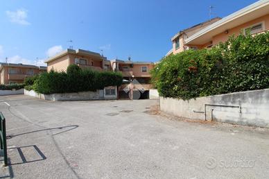 VILLA A SCHIERA D'ANGOLO A AGROPOLI