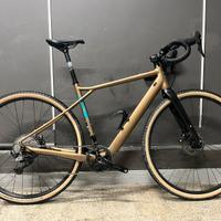 GT grade AMP gravel elettrica taglia M ebike