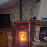 Stufa a pellet JOLE IDRO Dal Zotto