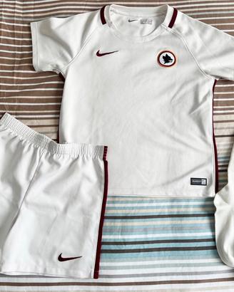 Completo AS Roma Nike 2016/17 taglia 6/7