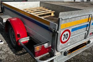 Carrello rimorchio auto UMBRA, basculante