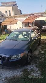 VOLVO V70 2.4D Summum